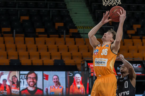 为自己进行 为自己进行