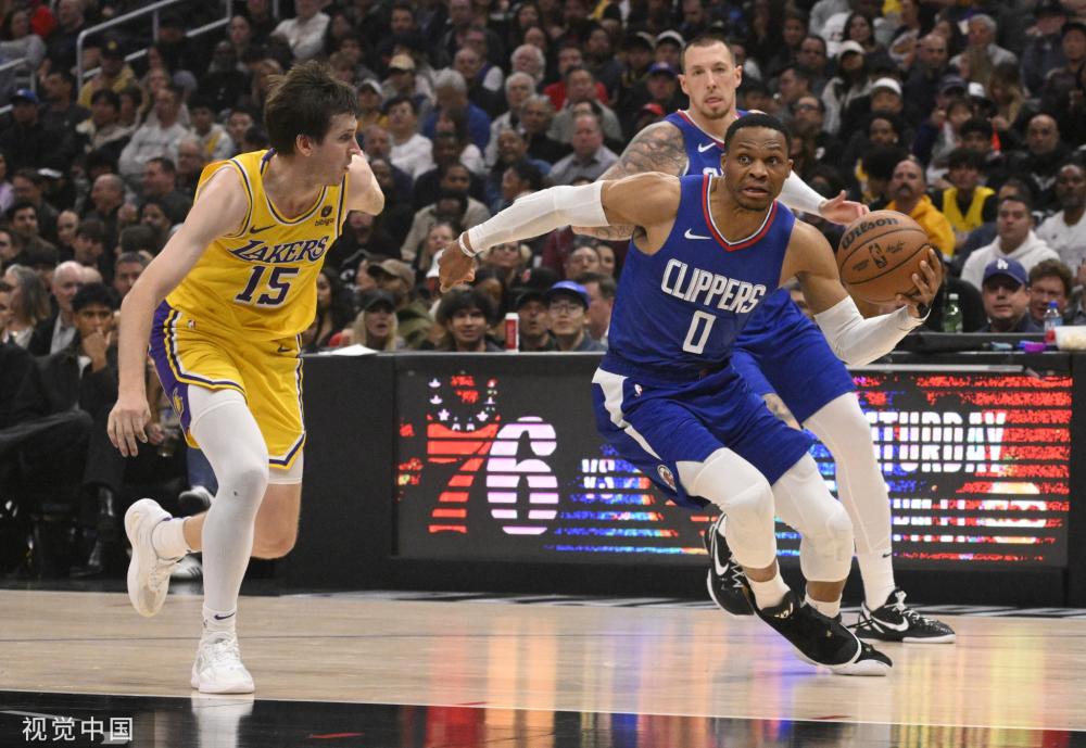 合与边路突 合与边路突